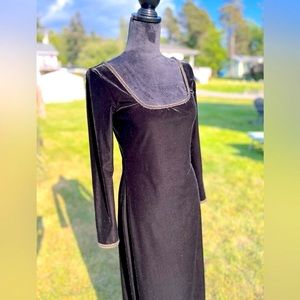 Vintage Marie st Claire black velvet medieval style maxi dress cosplay gown